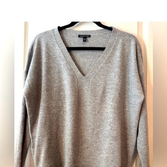 Two identical 100% cashmere sweaters - Picture 1 of 10
